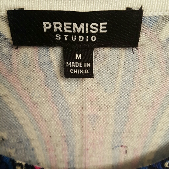 Premise Studio Print Cardigan in Size Medium - Picture 2 of 7